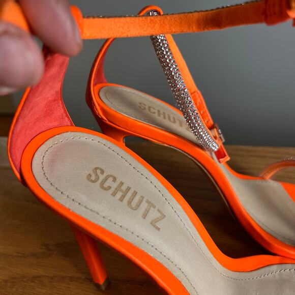 Schutz Fabienne Leather Vinyl Heels Size 6‎ Elegant Fancy Bridal Bachelorette - Picture 3 of 5